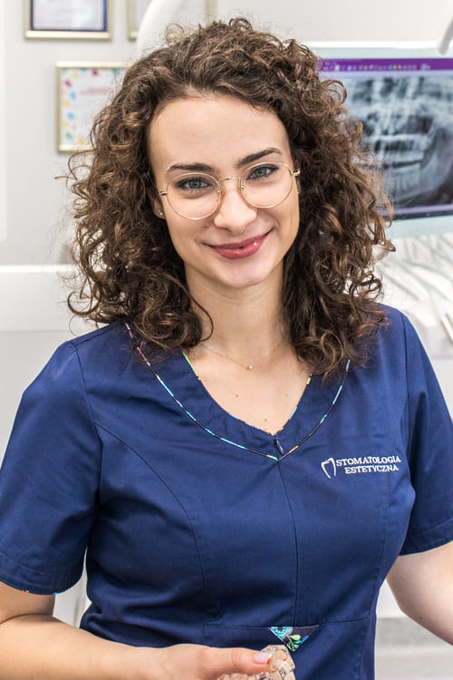 Wiktoria Brzuszkiewicz - Lekarz stomatolog